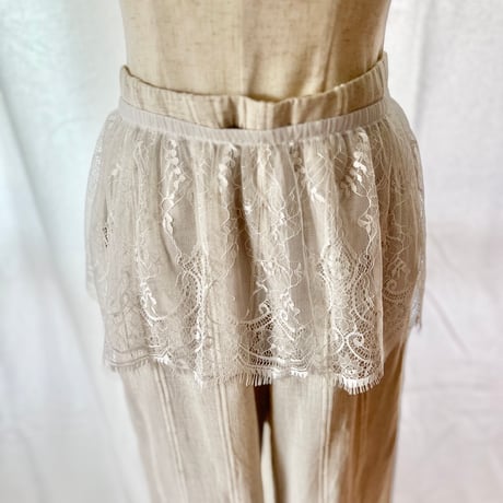 cool touch top ➕ヘムlace