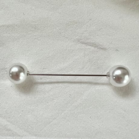 "aediイディー"マルチpearl pin