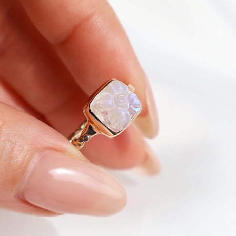 Carving Rainbow Moonstone Ring