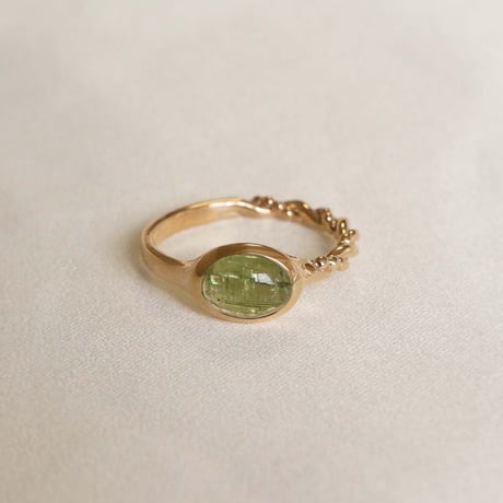 Green tourmaline Ring