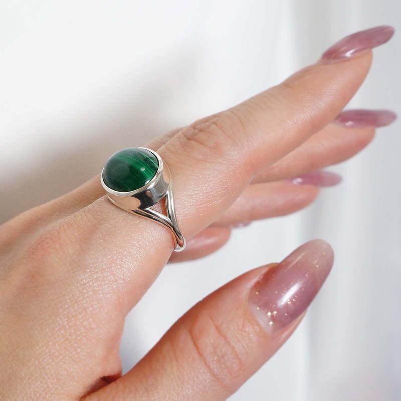 Malachite Ring | AYA KIYOSHIMA JEWELRY