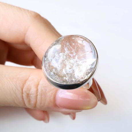 Mica in Quartz Ring