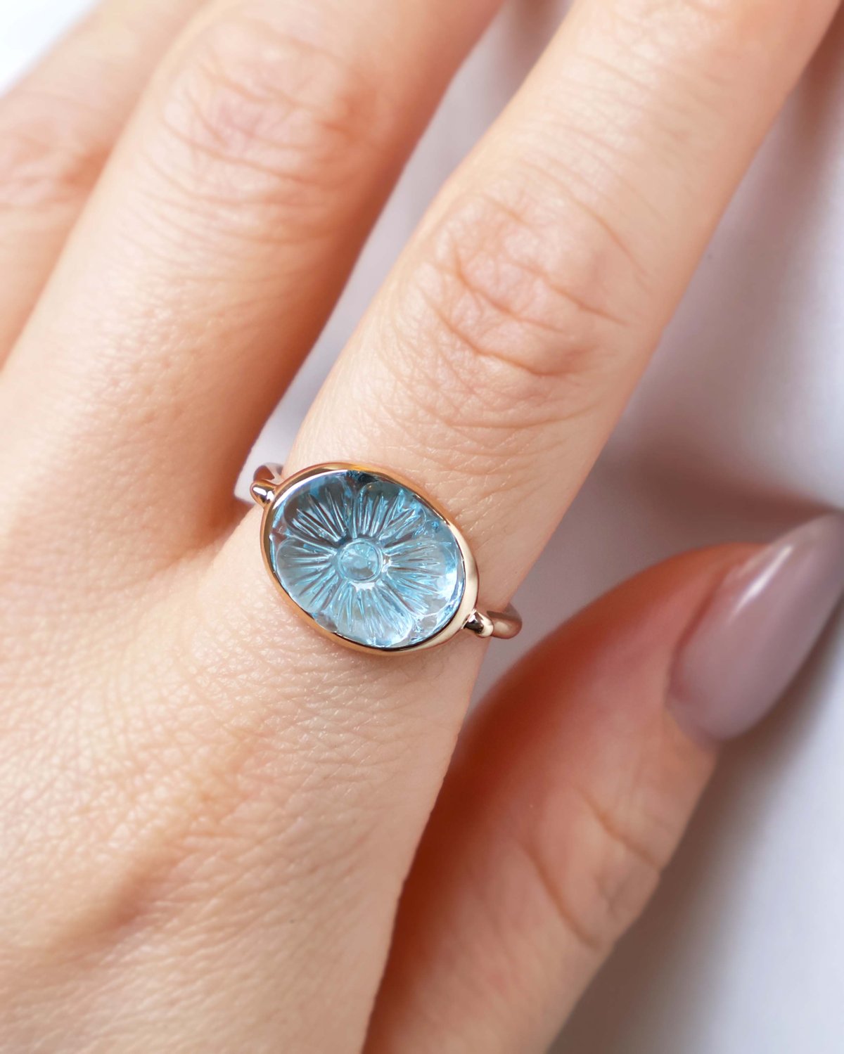 アッシュペーフランス AYA KIYOSHIMA　ムーンストーン￼シルバーリング Carving Bluetopaz Ring | AYA KIYOSHIMA JEWELRY