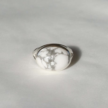 Magnesite  Ring