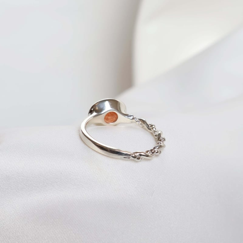 Sunstone Ring | AYA KIYOSHIMA JEWELRY