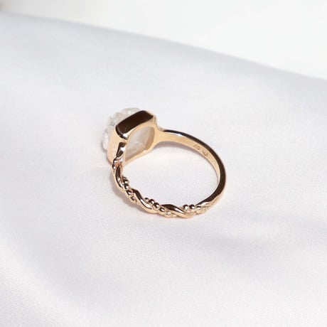 Carving Rainbow Moonstone Ring