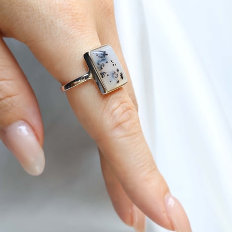 AYA KIYOSHIMA JEWELRY