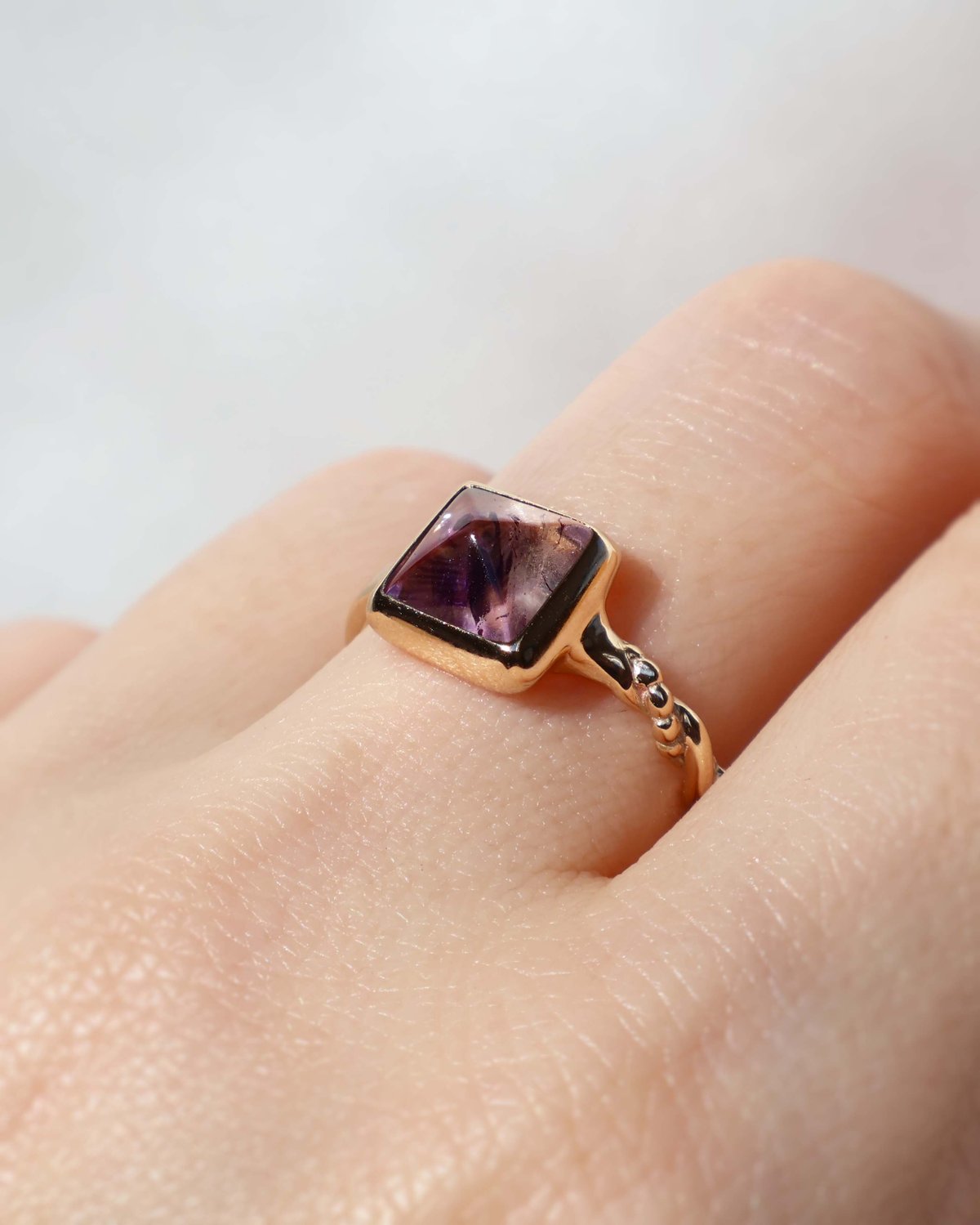 Bicolor Amethyst Ring | AYA KIYOSHIMA JEWELRY
