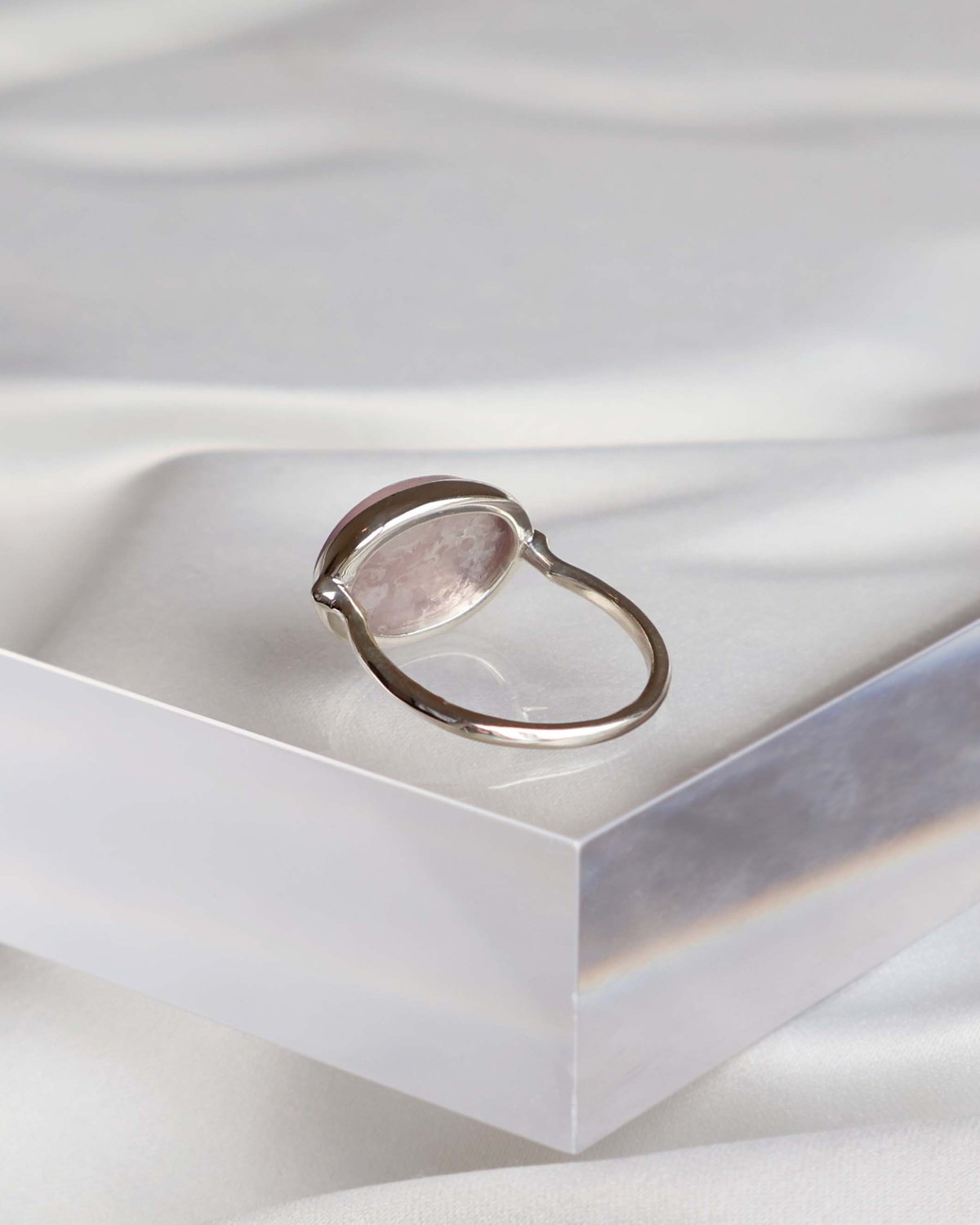 ayakiyoshima リング　ピンクシェル　クォーツ　sv925 14号 Pink Mica Ring | AYA KIYOSHIMA JEWELRY