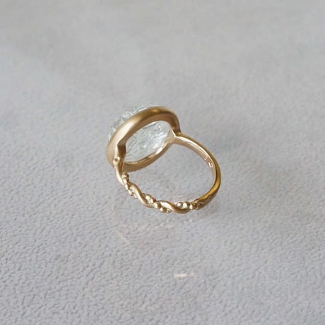 Carving Whitetopaz Ring