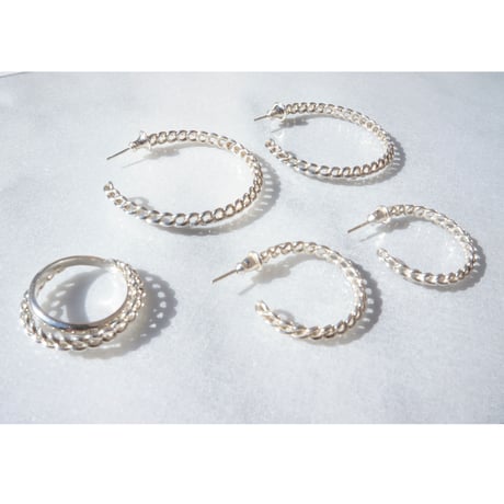 Fuga earrings / L