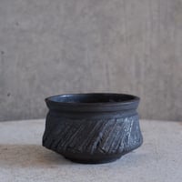 焼締陶板 根津美術館 | 【「あえて」の焼き締め陶】＊English below. | Instagram