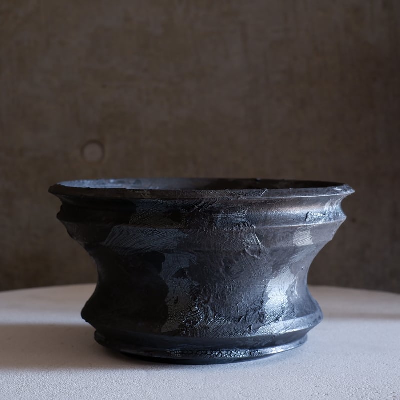 Φ21×h11.5㎝ black鉄彩pot G758 | 陶 atelier Soel