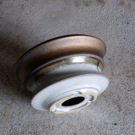 Φ13.7×h7.3㎝ titan bronze pot  H449