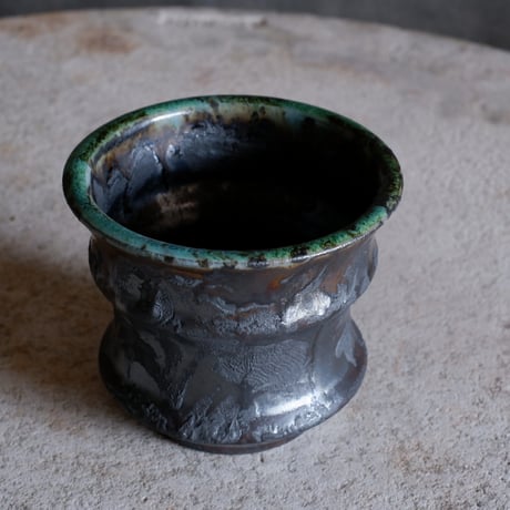 Φ9×h8㎝  鉄釉彩pot  H522