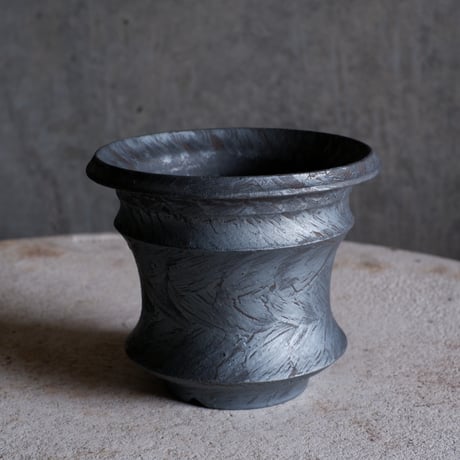Φ13×h11㎝  bronze鉄彩pot  H563