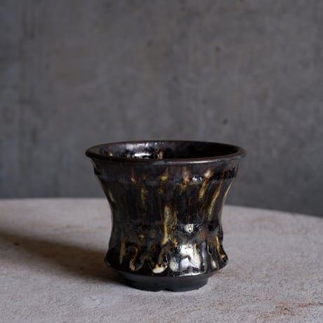 Φ8.7×h7.4㎝  鉄釉彩pot  H501