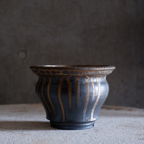 atelier  Soel 作家鉢　新品未使用 Φ26×h17.8㎝ matte black pot. . @atelier_soel . . #植木鉢 #鉢