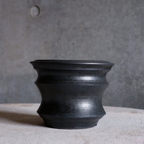 Φ11.5(in9)×h8.8㎝ black pot  H527