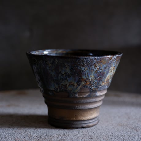 atelier Soel チタンブロンズPOT 大鉢 (A) atelier Soel チタンブロンズPOT 大鉢 (A)