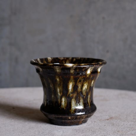 Φ9×h7.6㎝  鉄釉彩pot  H499