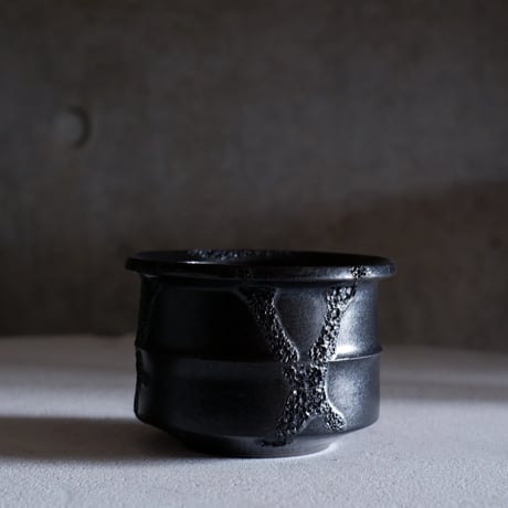atelier Soel チタンブロンズPOT 大鉢 (B) atelier Soel チタンブロンズPOT 大鉢 (B) 陶アトリエsoel