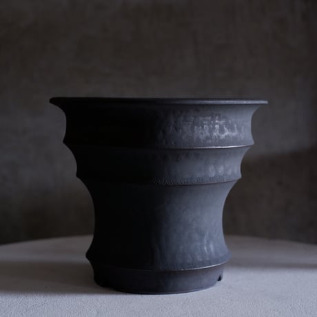 atelier Soel チタンブロンズPOT 大鉢 (B) ITEM | 陶 atelier Soel