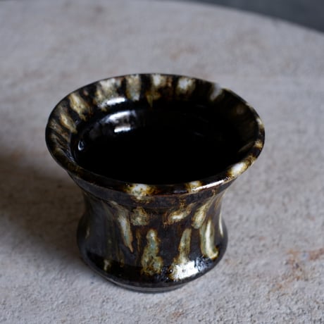 Φ9×h7.6㎝  鉄釉彩pot  H499