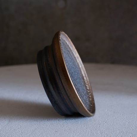 Φ10.5×h3.3㎝ pot stand (燻bronze)  G798