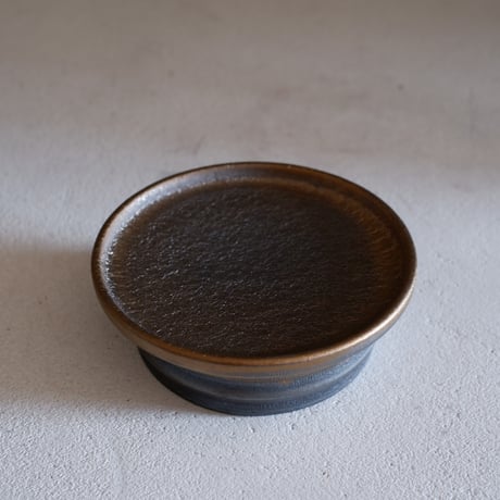 Φ10.5×h3.3㎝ pot stand (燻bronze)  G798