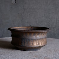 Φ17.5×h8.3㎝  bronze鉄彩pot  H429