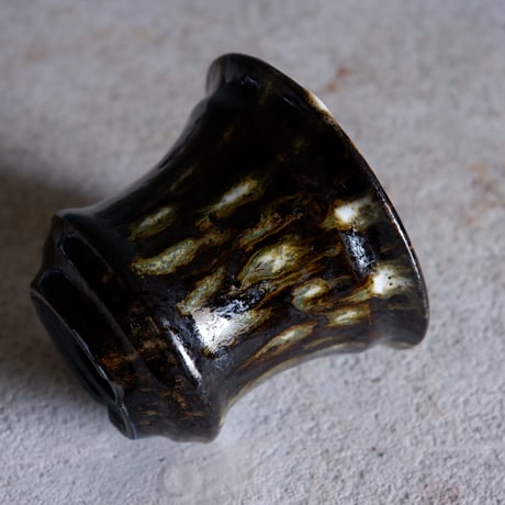Φ9×h7.6㎝  鉄釉彩pot  H499