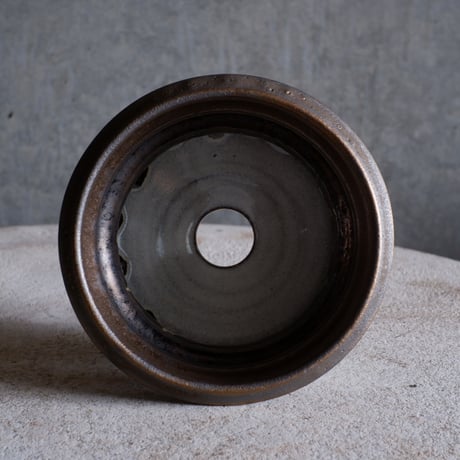 Φ14.2×h8.3㎝ titan bronze pot  H448