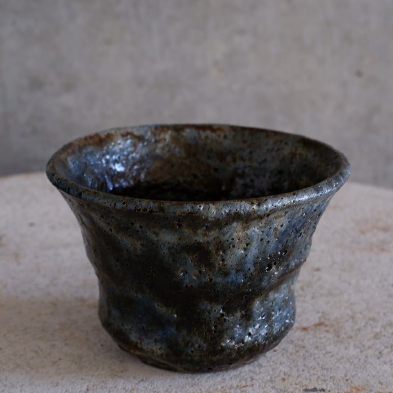 陶器鉢 Φ13.8×h9.2㎝ glitter pot〔瑠璃〕G974 | 陶 atelier