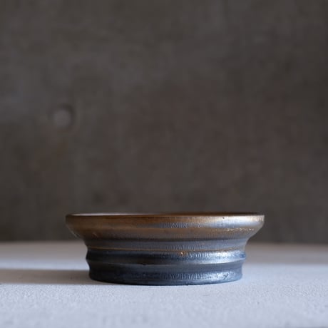 Φ10.5×h3.3㎝ pot stand (燻bronze)  G798