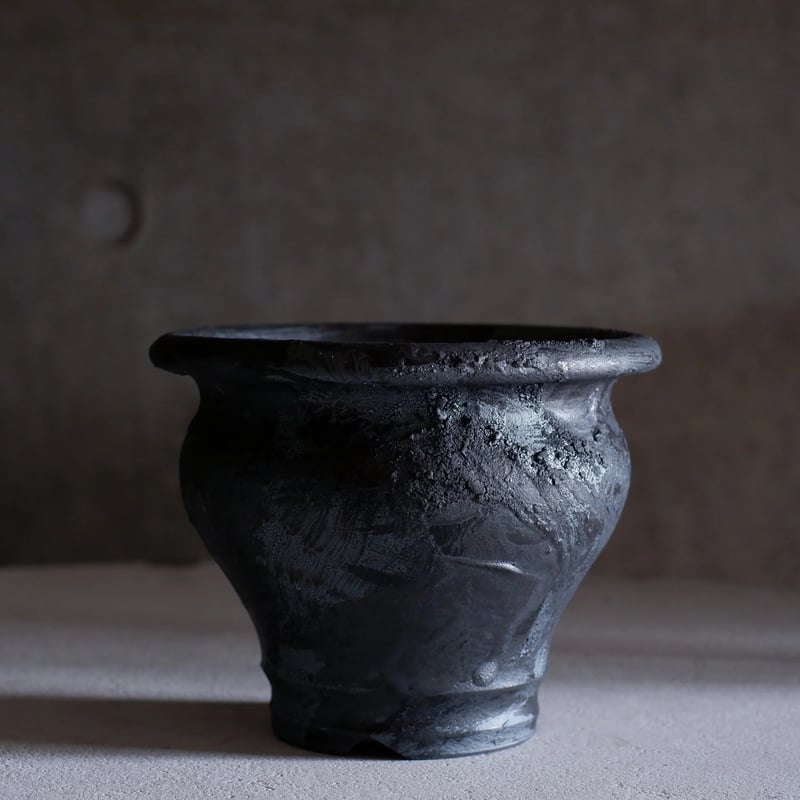 Φ12×h9.5㎝ black鉄彩pot G871 | 陶 atelier Soel