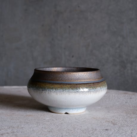 Φ9×h5.8㎝ titan bronze pot  H456