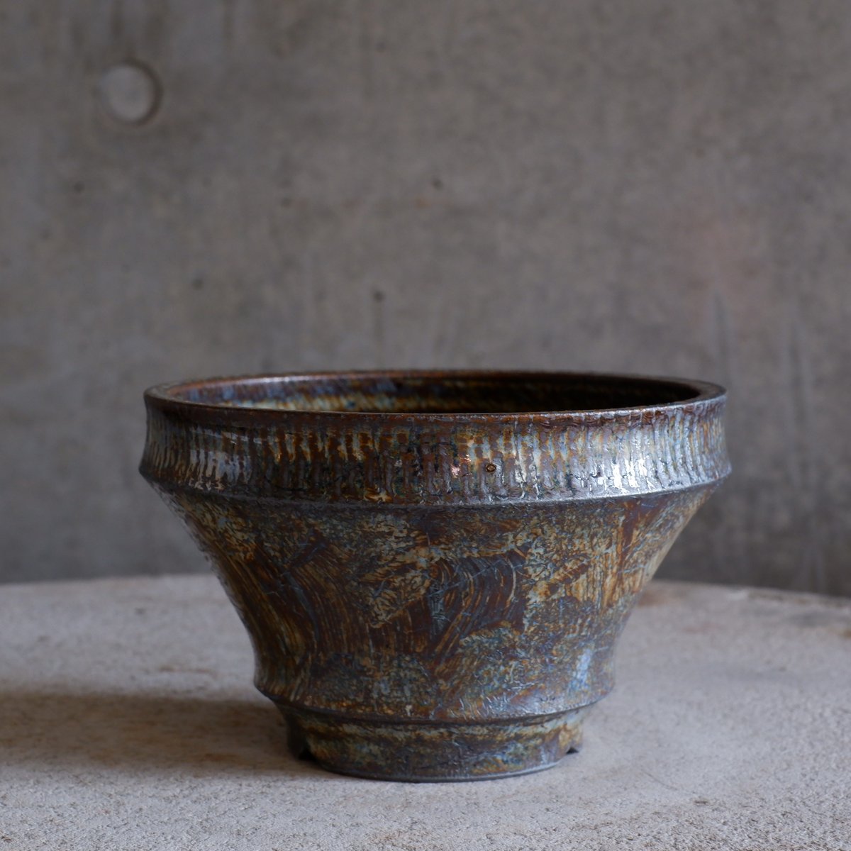 陶器 Φ14.8×h9.3㎝ titan鉄彩 pot G996 | 陶 atelier Soel