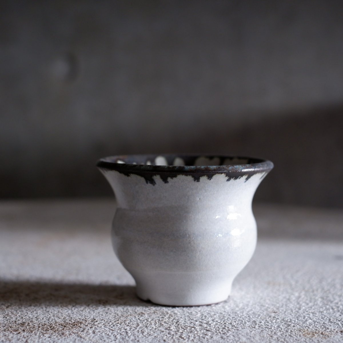 atelier Soel チタンブロンズPOT 大鉢 (A) Φ8.5×h6.7㎝ TINY POT G591 | 陶 atelier Soel