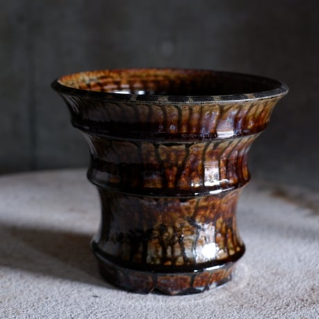 atelier Soel チタンブロンズPOT 大鉢 (B) atelier Soel チタンブロンズPOT 大鉢 (B)