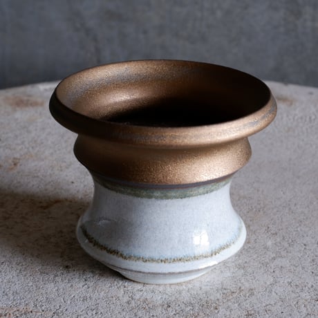 Φ11.5×h9.8㎝ titan bronze pot  H441