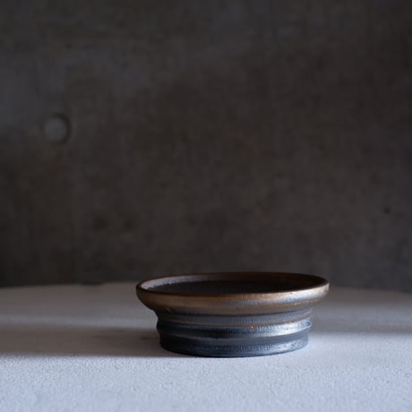 Φ10.5×h3.3㎝ pot stand (燻bronze)  G798