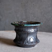 Φ9.3×h7㎝  鉄釉彩pot  H523