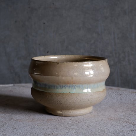 Φ11.2×h8㎝  luster pot  H457