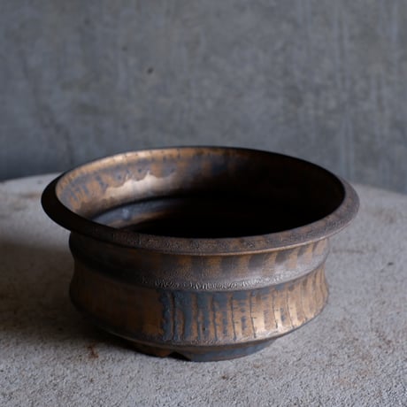 Φ17.5×h8.3㎝  bronze鉄彩pot  H429
