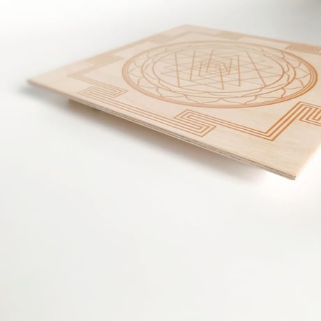 Shri Yantra / シュリヤントラのクリスタルグリッドプレート兼壁掛けアート