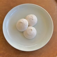 季節のメレンゲ（レモンとカルダモン）写真はサンプルとなり6個入りです。
