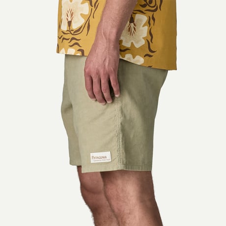 <patagonia>メンズ・コーデュロイ・バレー・ショーツ/Gumtree Green/GMTG/57345