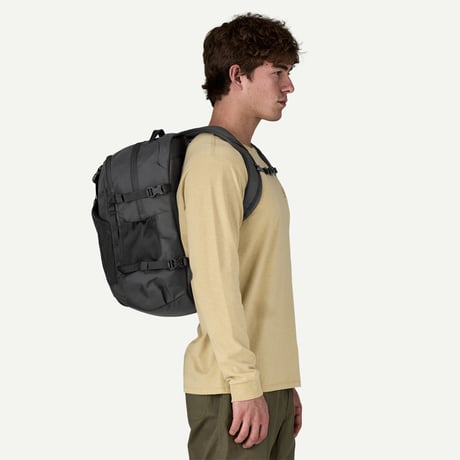 <patagonia>レフュジオ・デイパック 30L/Black/BLK/47929