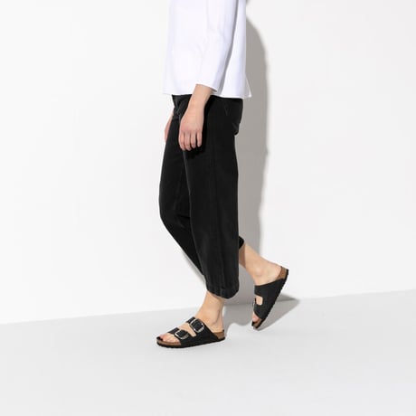 【BIRKENSTOCK】ビルケンシュトック正規取扱店 Arizona Big Buckle / アリゾナ ビッグバックル オイルドレザー/Black REGULAR FIT/1011074